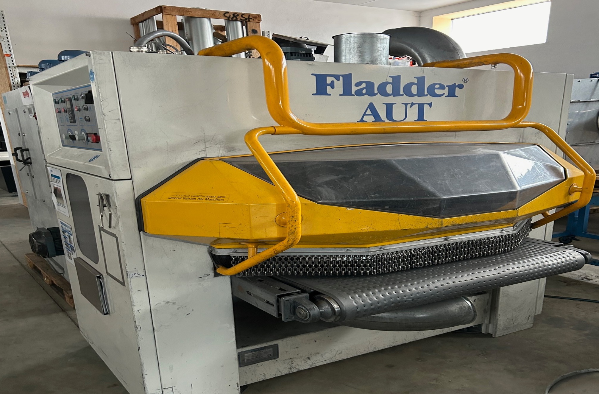 Fladder AUT-1000 VAC
